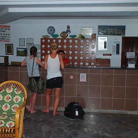 Ulas Отель